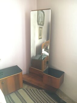 Masívny vintage nábytok - 5