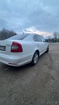 Octavia 2 2010 - 5