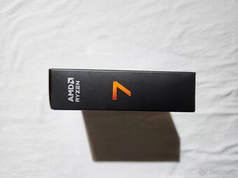 Procesor AMD Ryzen 7 9700X - 5