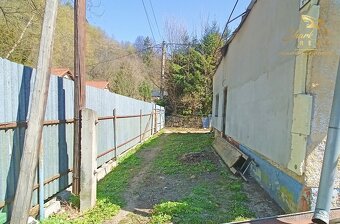 Zaujímavý objekt vhodný na podnikanie v obci Vyhne - 5