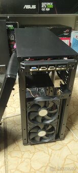 Predám skrinku COOLERMASTER v cene je 5x ventilátor - 5