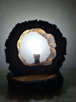 Lampa z orechového dreva - 5