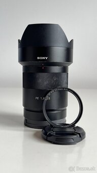 Carl Zeiss Sonnar T FE 55mm f/1.8 ZA + UV filter + slnečná c - 5