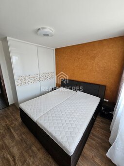 Prenájom 3izbový byt na Zobore s klímou + loggia a bezproblé - 5