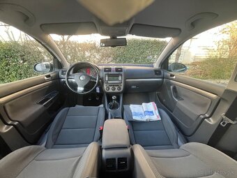 Volkswagen GOLF 1,9 TDI 105 CH Confort Line - 5