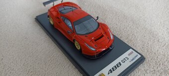 Predám model Ferrari 488 GT3 1:43 Looksmart/Spark - 5