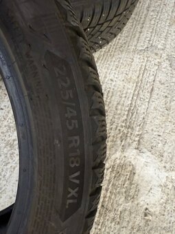 Predám zimné Barum Polaris 6 225/45 R18 - 5
