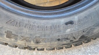 Zimné gumy 235/65 R17 - 5