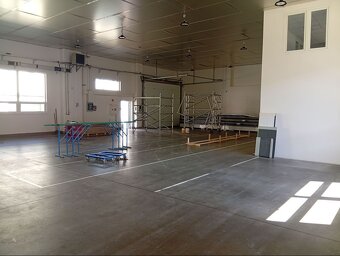 Výrobná hala s kanceláriami,  Považská Bystrica - 5