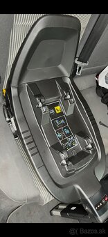 Predám autosedačku maxi cosi + základňa - 5