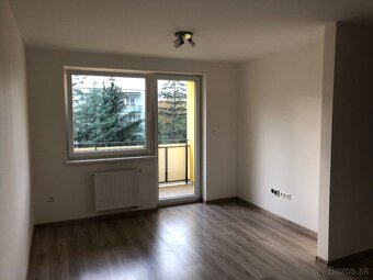Prenájom 1izbovy byt - 5