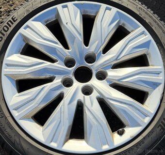 Sada diskov Audi A3, A4, A5, A6, Q3 R18 - 5