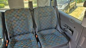 Auto pre vozičkárov s rampou s ručným ovládaním - 5