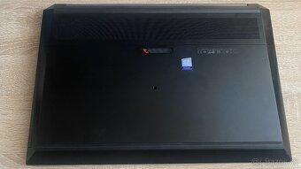 HP Zbook17 G6 - 5