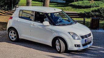 SUZUKI Swift 1.3 68kw - 5