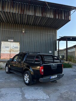 Nissan Navara D40 2.5 DCi 128kw 4x4 - 5