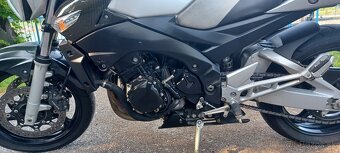 Suzuki Gsr 600 - 5