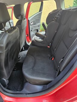Renault Clio Combi - 5