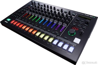 Predám Roland TR-8S + Decksaver, V záruke do 05.01.2027 - 5
