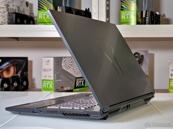 Herný notebook ERAZER 17,3" | RTX 3060 | Ryzen 5800H | ZÁRU - 5
