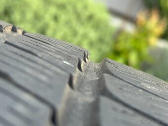 305/35 R21 - 5