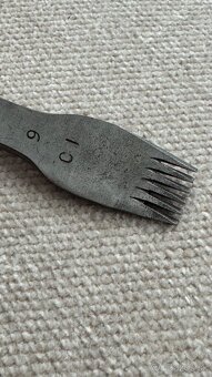 Dierovač na stehy Vergez Blanchard č.10 - 5