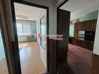 Na predaj trojizbový byt s balkónom na sídlisku Juh Michalov - 5