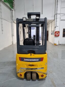 SADA VZV + ELEKTRICKÝ PALETOVÝ VOZÍK + NABÍJAČKA - 5