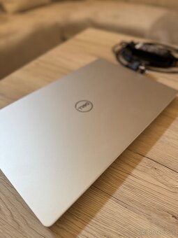 Notebook Dell Inspiron 15 (3520) strieborný - 5