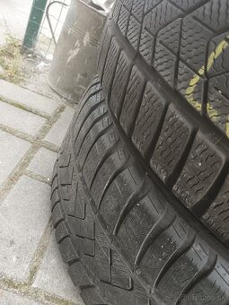 Predám letné pneumatiky Pirelli Sottozero 235/45R18 91H 98v - 5