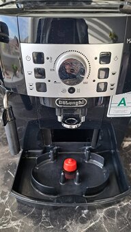 Automaticky kavovar De Longhi Magnifica S - 5