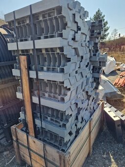 Plastove nosniky Geoplast - 5