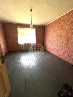 Vidiecky rodinný domček v obci Husák - 5