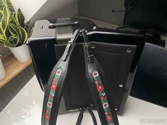 Predám akordeón Weltmeister Caprice 120 - 5