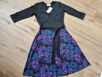 nové elastické šaty s visačkou veľ. S - 5
