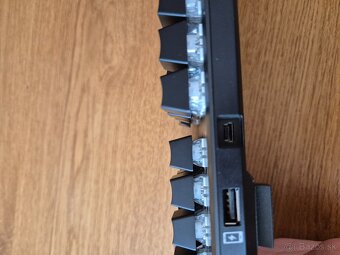 Predám HyperX Alloy FPS RGB Mechanical Gaming Keyboard - 5