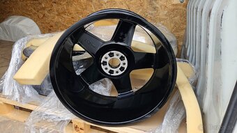 Mercedes Benz GLE AMG R21 - 5