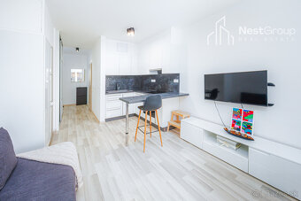 REZERVOVANÉ SLNEČNÝ 1-IZBOVÝ BYT 36 m2 S  BALKÓNOM, SLNEČNIC - 5