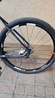 BEONE CRD29 carbon - 5