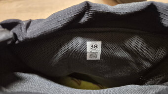 Vivobarefoot a Helly Hansen Vanir - 5