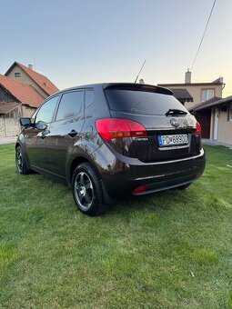 KIA Venga 1.4 CRDi WGT 55kW LX - 5