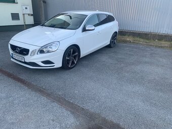 Predám vozidlo Volvo V60 Rdesign - 5