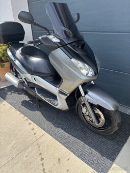 Yamaha Xmax 250 - 5