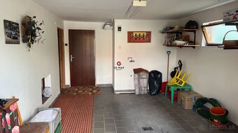VEĽKÝ RODINNÝ DOM V CENTRE SOBRANIEC S KRÁSNYM POZEMKOM A LE - 5