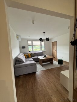 Na predaj krásny 3-izbový byt (66 m²) po kompletnej rekonštr - 5
