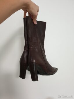 Tmavohnedé kožené čižmy 39 - 5