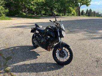 Yamaha MT 07 - 5