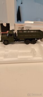 Tatra 148 1:43 - 5