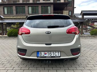 KIA Ceed Hatchback 74kw Manuál - 5