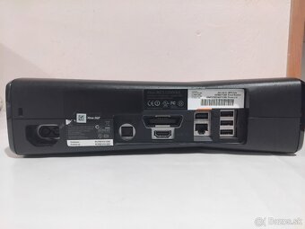 Xbox 360 S 250GB + 2 ovládače + HDMI - 5